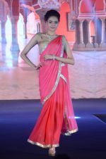 Model walk the ramp for IIJS show in Mumbai on 5th Aug 2016